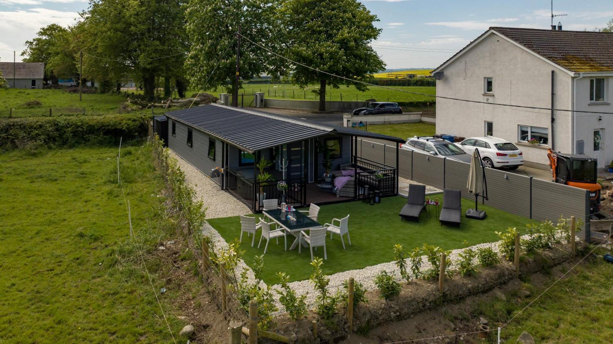 The Border Lodge Forkhill Bagian luar foto